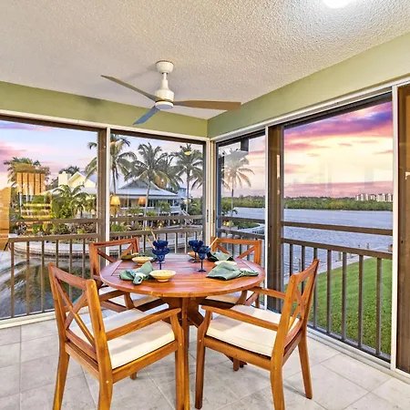 Villa Bayside Escape - 1345